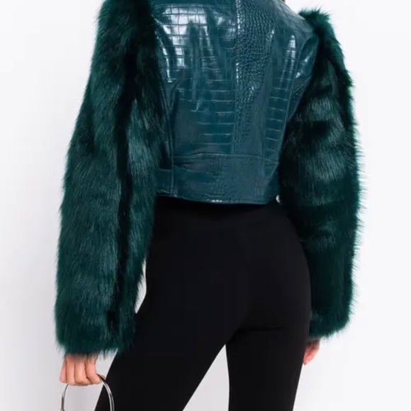 leather jacket with fur sleeves SOLD - Picture 2 of 2